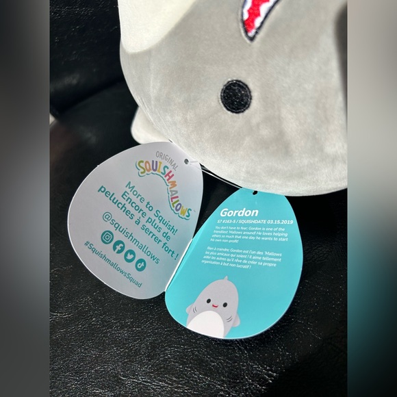 NWT Squishmallows Gordon the Shark 8inch gray white & sharp teeth smile Kellytoy - Picture 4 of 7